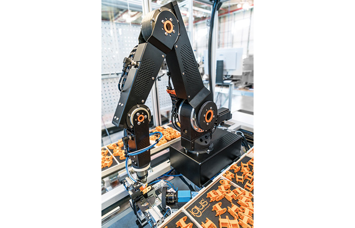Igus propose ses solutions d’automatisation
