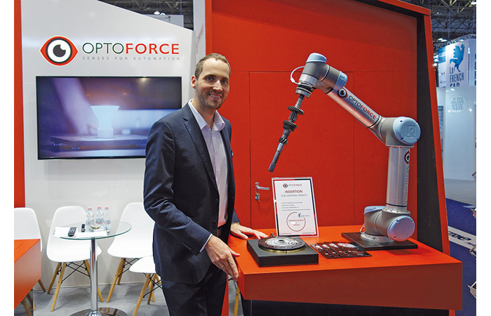 Donner le sens du toucher aux robots