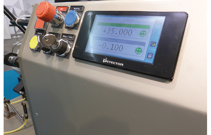 Les mesureurs Detector France pilotés sur écran tactile