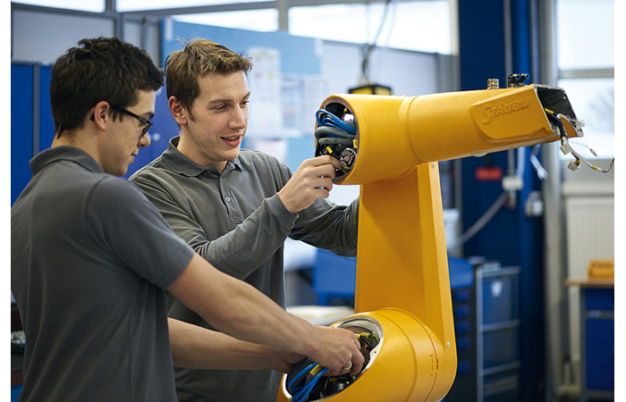Les lycéens boudent encore l’industrie