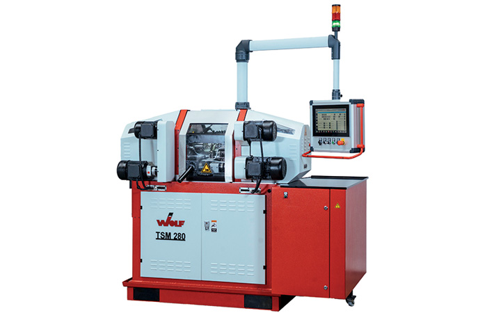 Usinage par transfert rotatif et linéaire chez Wolf