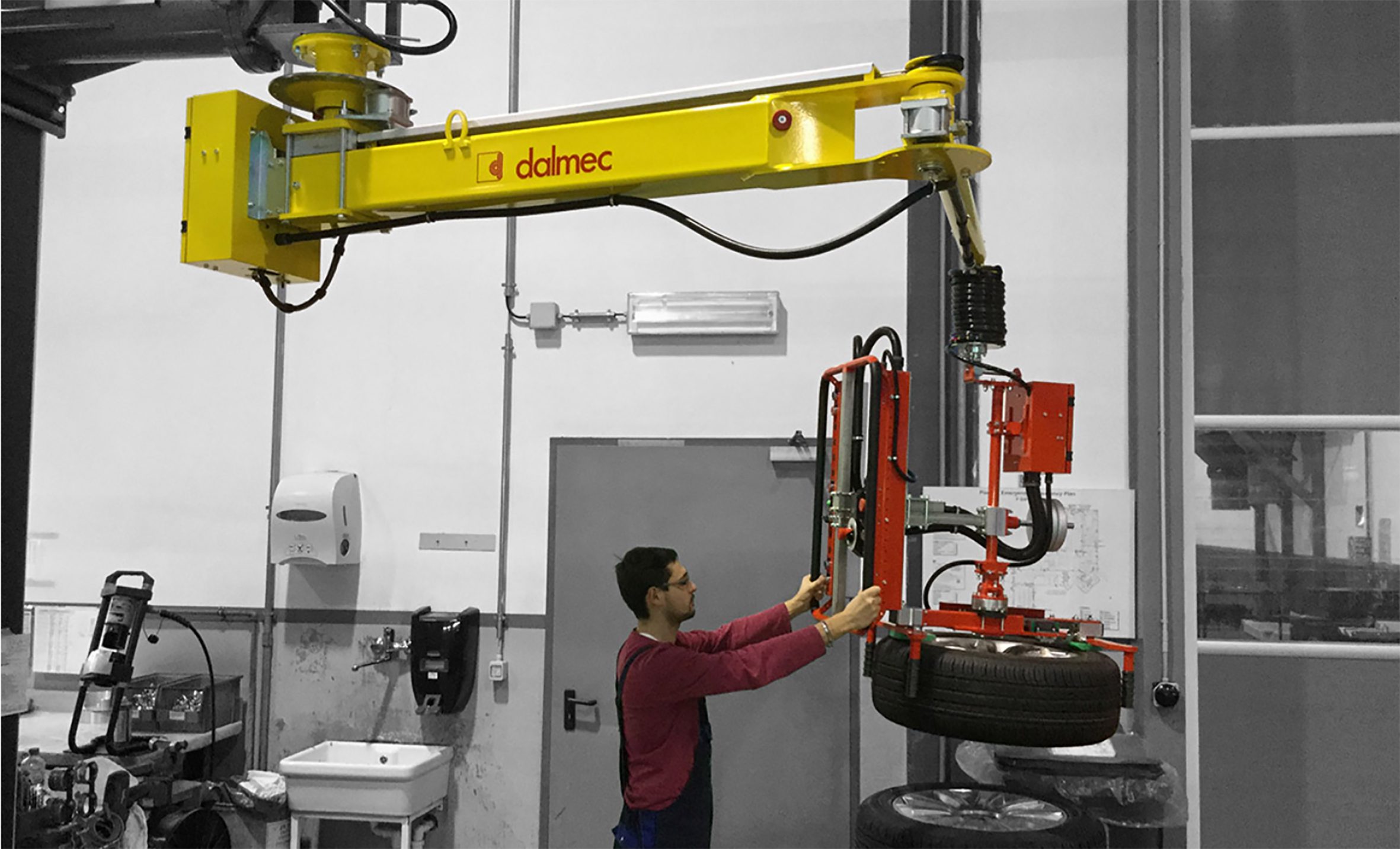 Le déplacement et la dépose de roues… sans effort