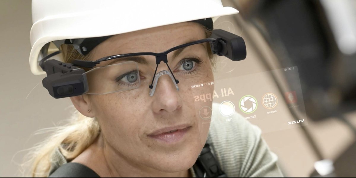 Des lunettes connectées à assistance vocale