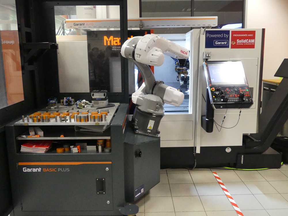 Hoffmann automatise le chargement des machines-outils