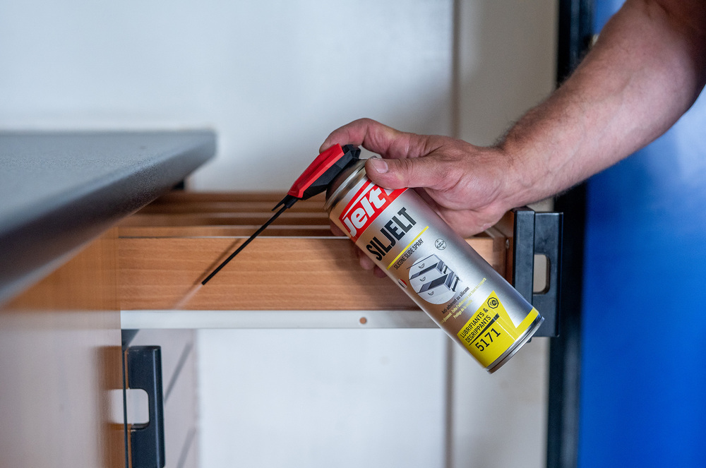 Lubrifiant multifonctions au silicone avec diffuseur de précision