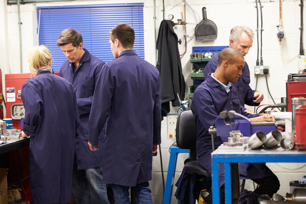 Usines : plus d’ouvertures mais moins qu’avant