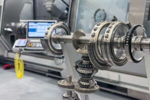 L’allemand Schaeffler Aerospace se distingue par son expertise pointue en développement, conception et tests intensifs de roulements complexes.