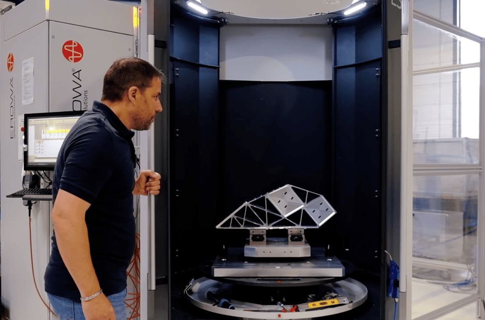 Plus de flexibilité et productivité avec les robots Erowa
